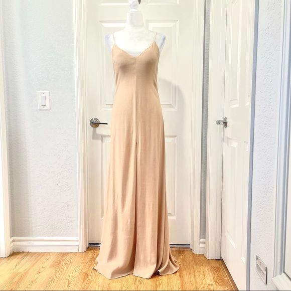 Reformation Dresses & Skirts - REFORMATION LUMA STONE SPAGHETTI STRAP DRESS